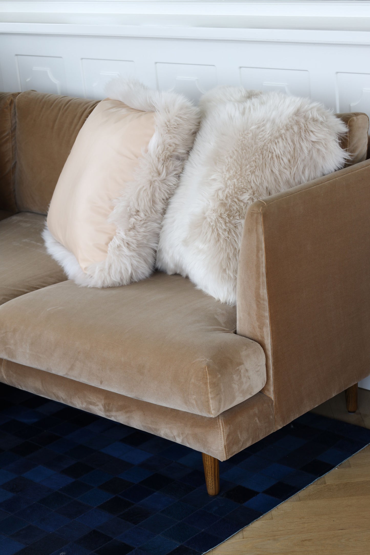 Sheepskin Cushion LW Leather Back Square Linen Large