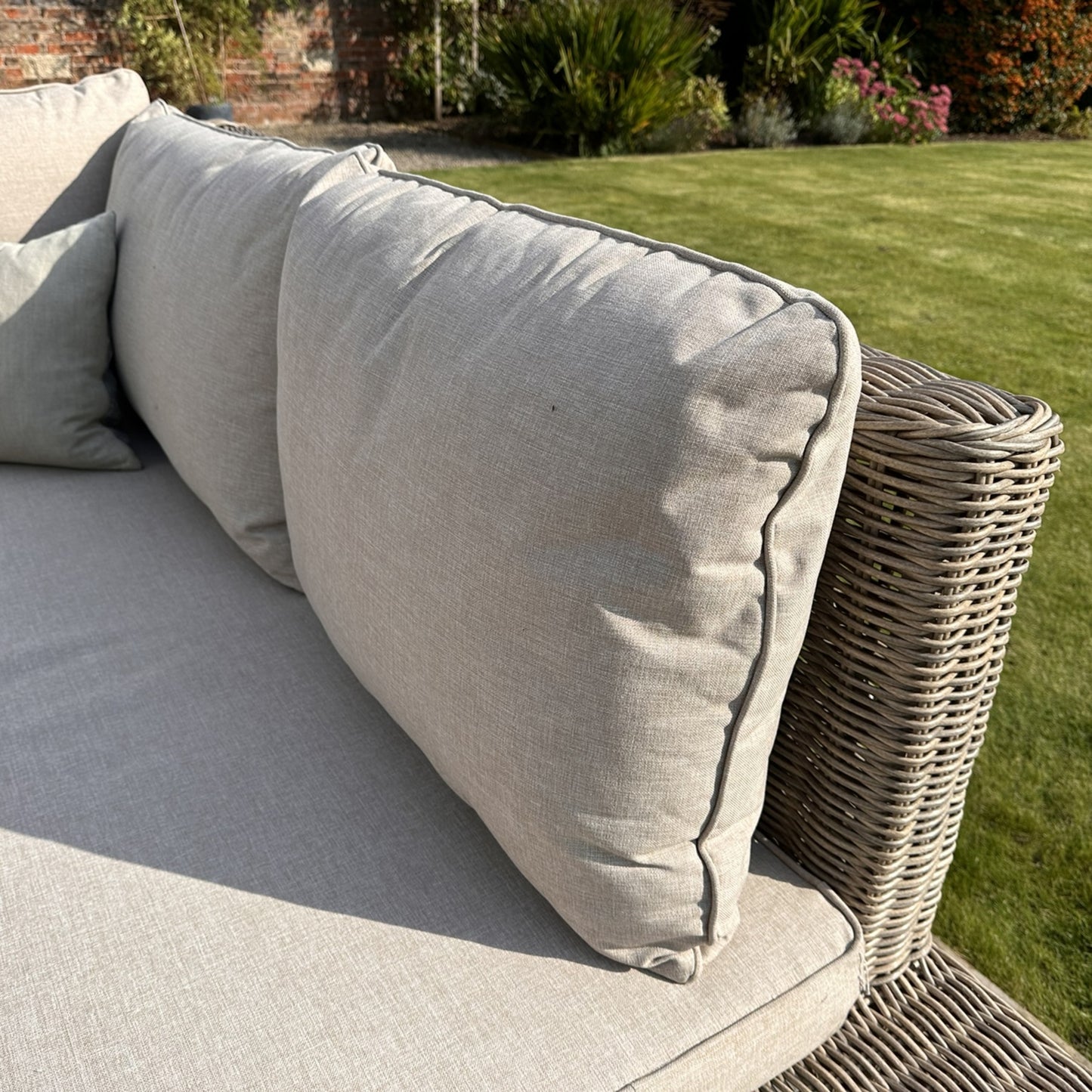 Colton Corner Lounge Set