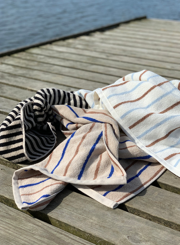 Raita Towel - 100X150 Cm