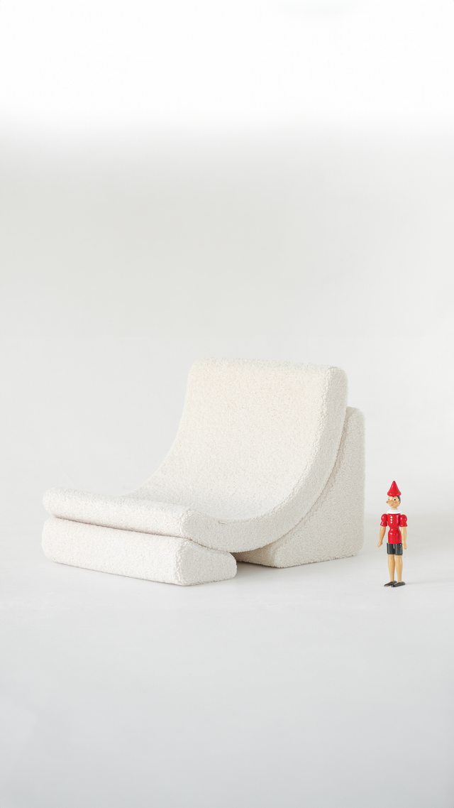Cream White Moon Chair