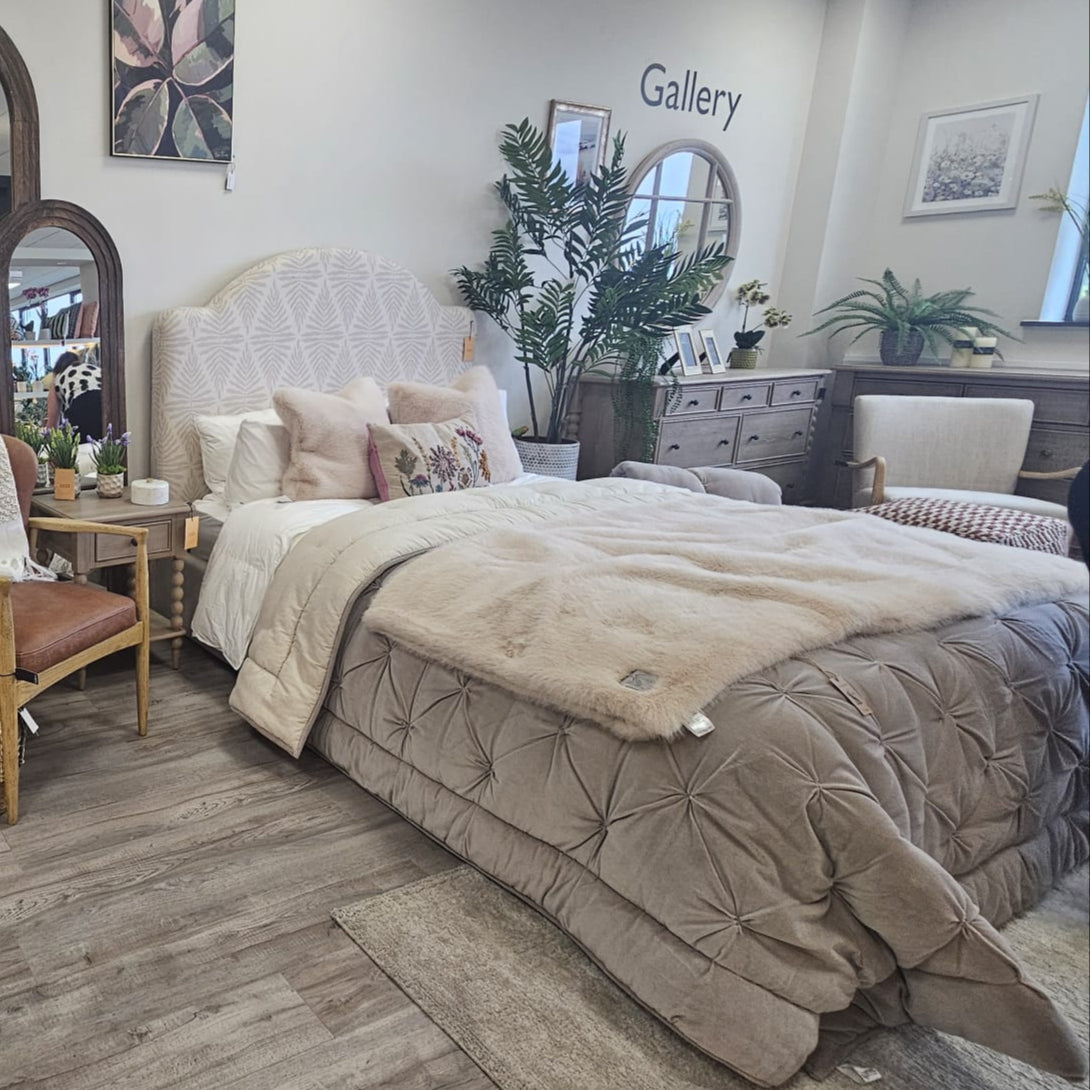 Luxe Velvet Bedspread Natural
