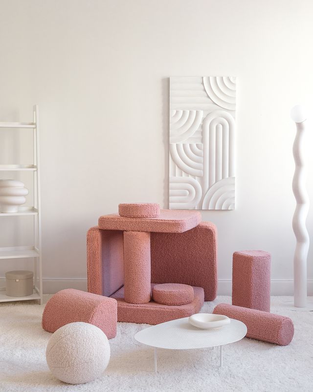 Guava Pink Settee