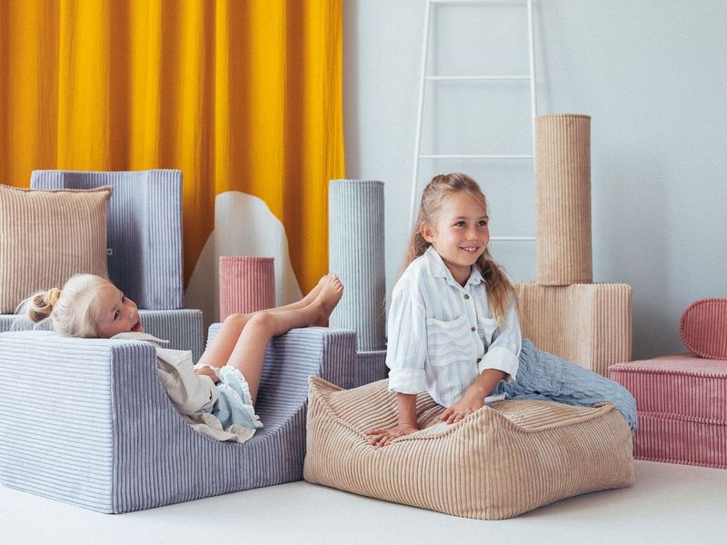 Blueberry Blue Rainbow Playset