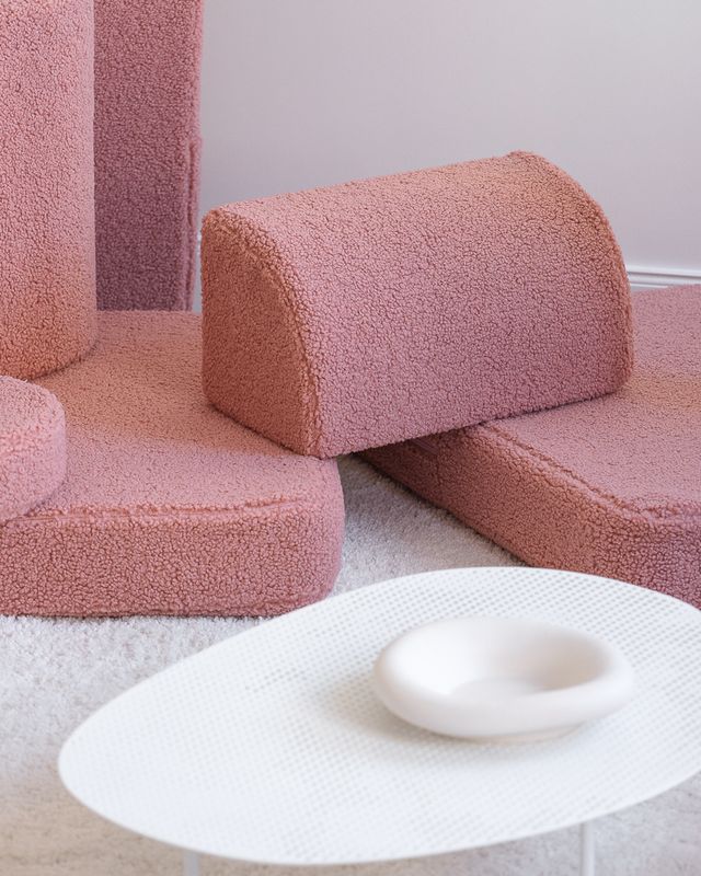 Guava Pink Settee
