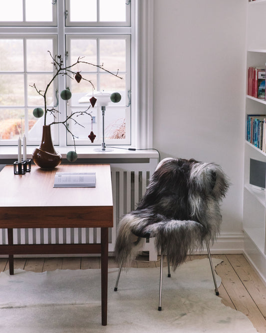 Icelandic Sheepskin Rug/Throw Natural/Dark Grey 90 cm - - NATURES COLLECTION -