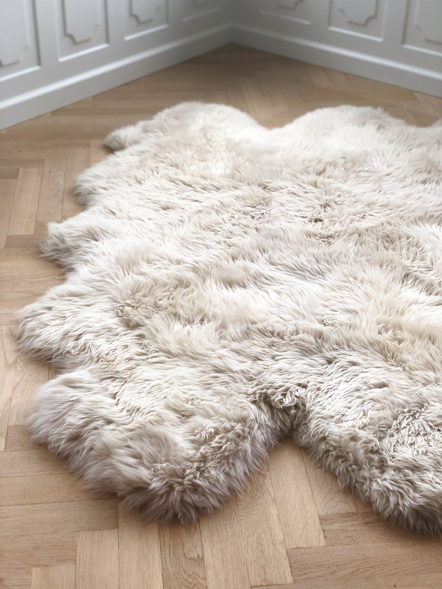 New Zealand Sheepskin Long Wool Rug Linen Extra Large