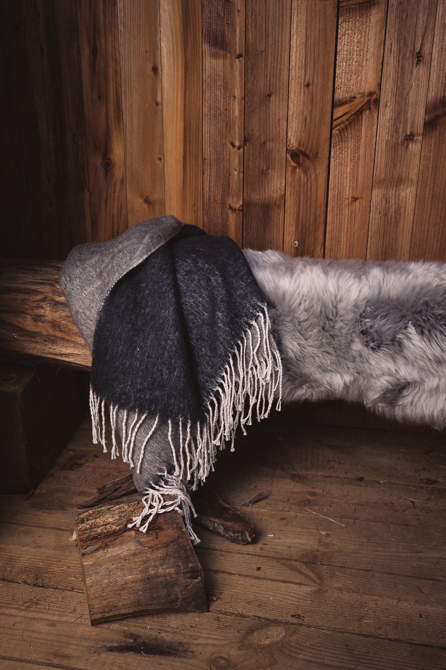 New Zealand Sheepskin Long Wool Rug/Throw Light Grey