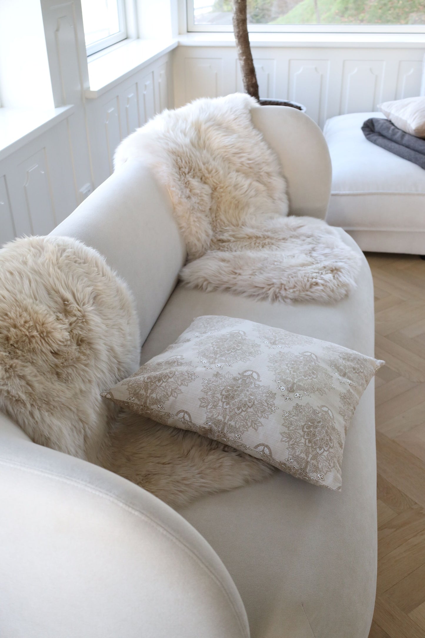 New Zealand Sheepskin Long Wool Rug/Throw Linen
