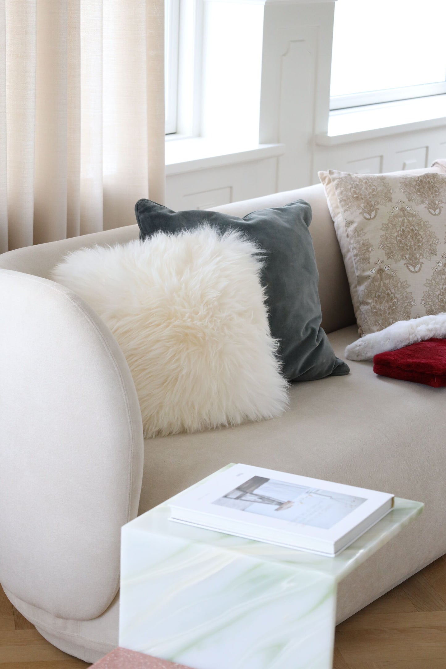 Sheepskin Cushion LW Single-Sided Square Ivory Large