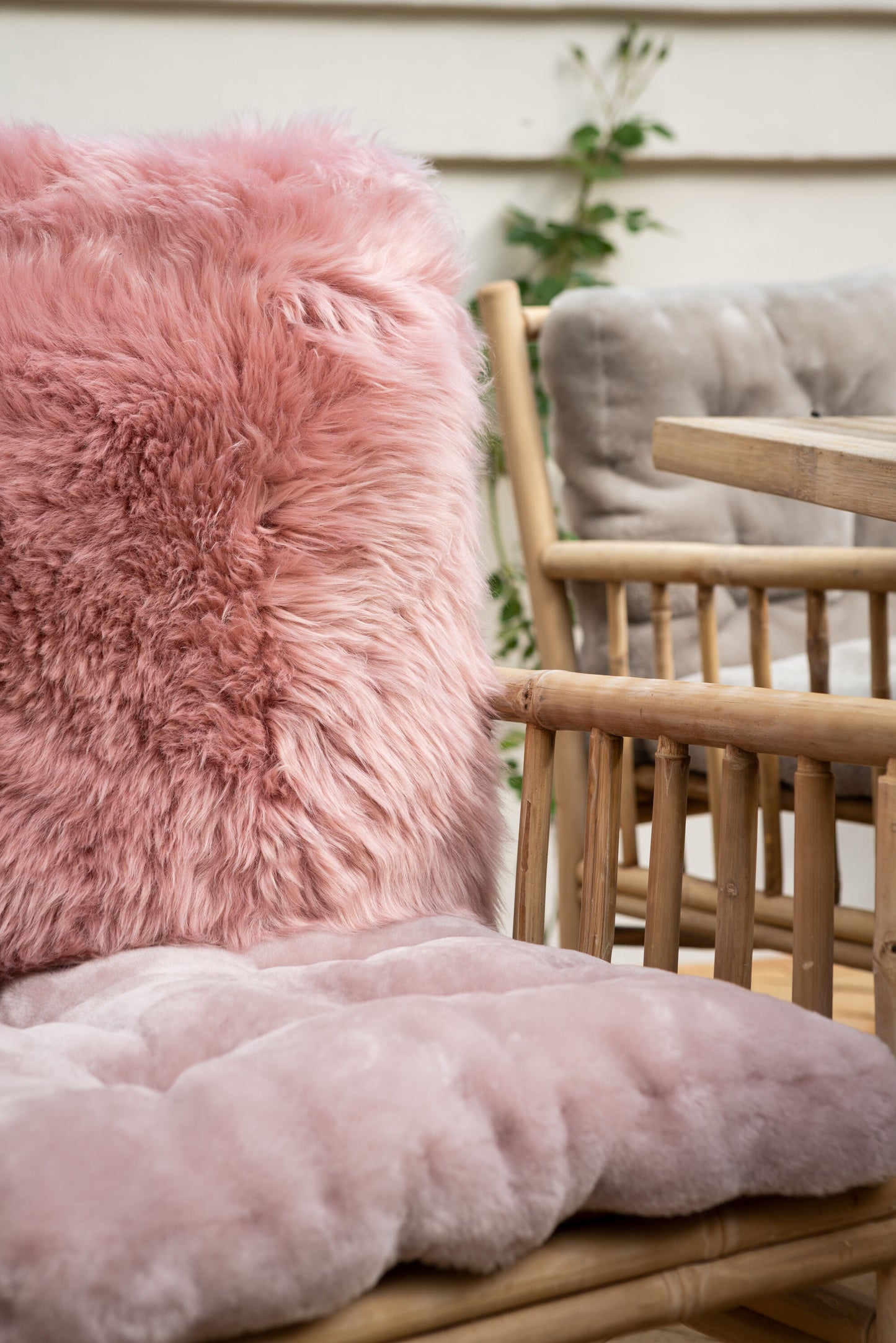 Sheepskin Cushion LW Single-Sided Square Rose Large