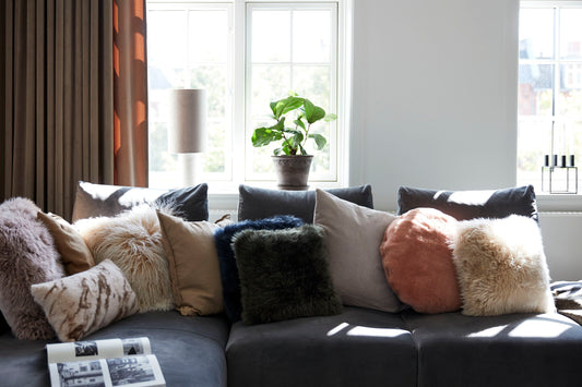 Curly Sheepskin Cushion Doublesided Square Ivory Large - - NATURES COLLECTION -