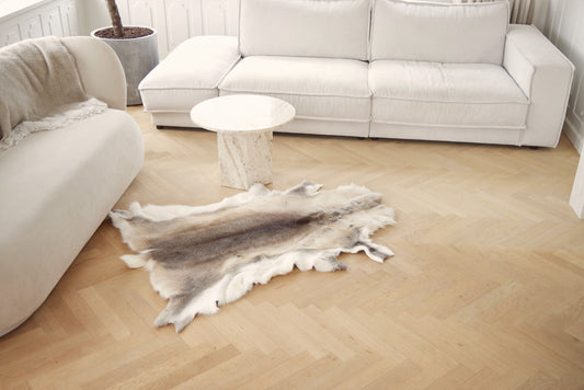 Reindeer Hide Rug/Throw Natural Light