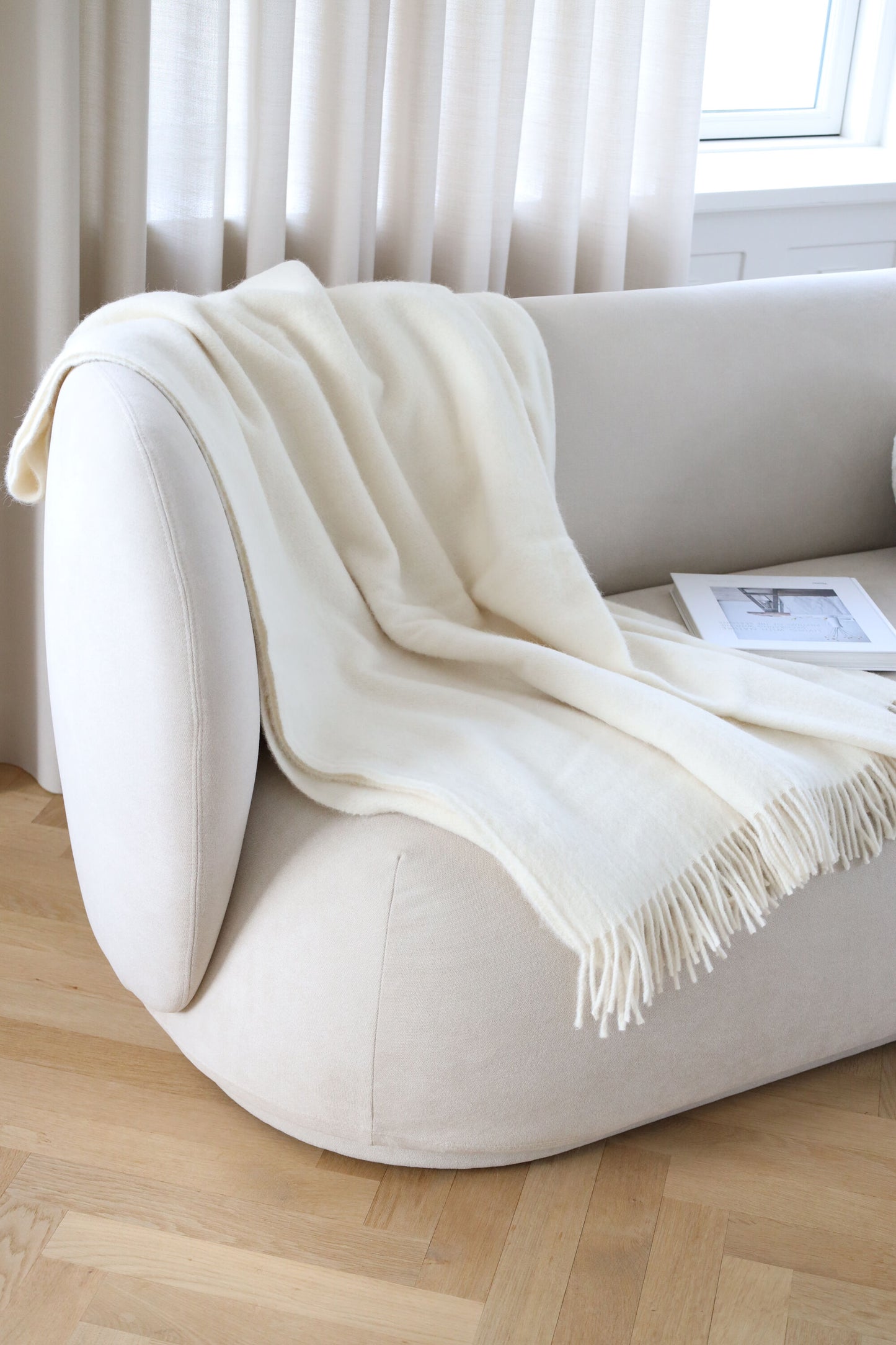 Julia Throw Ivory