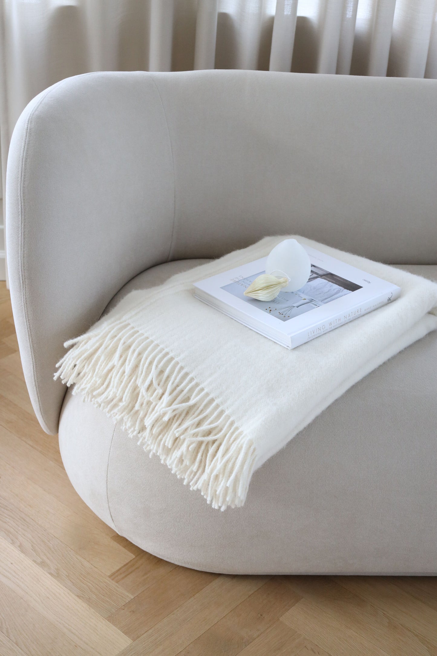 Julia Throw Ivory