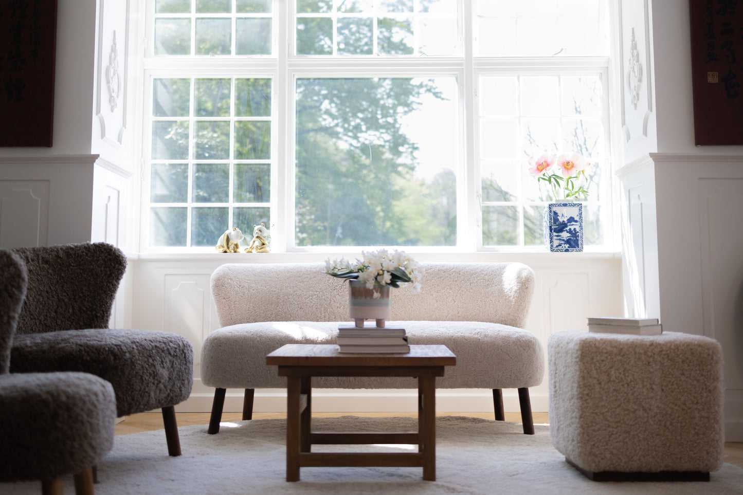 Benjamin Cube Stool/Pouf Pearl & Walnut