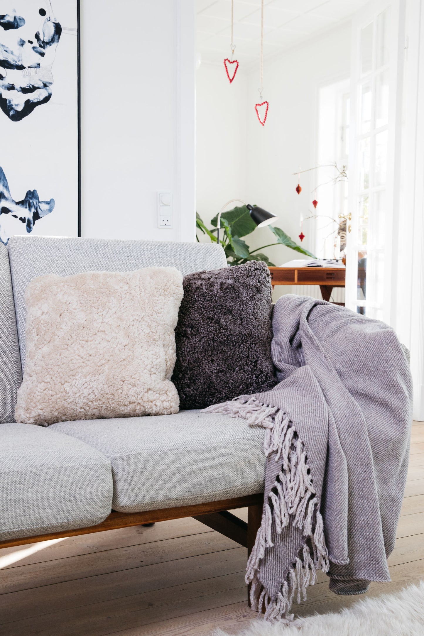 Sheepskin Cushion SW Doublesided Ivory Medium