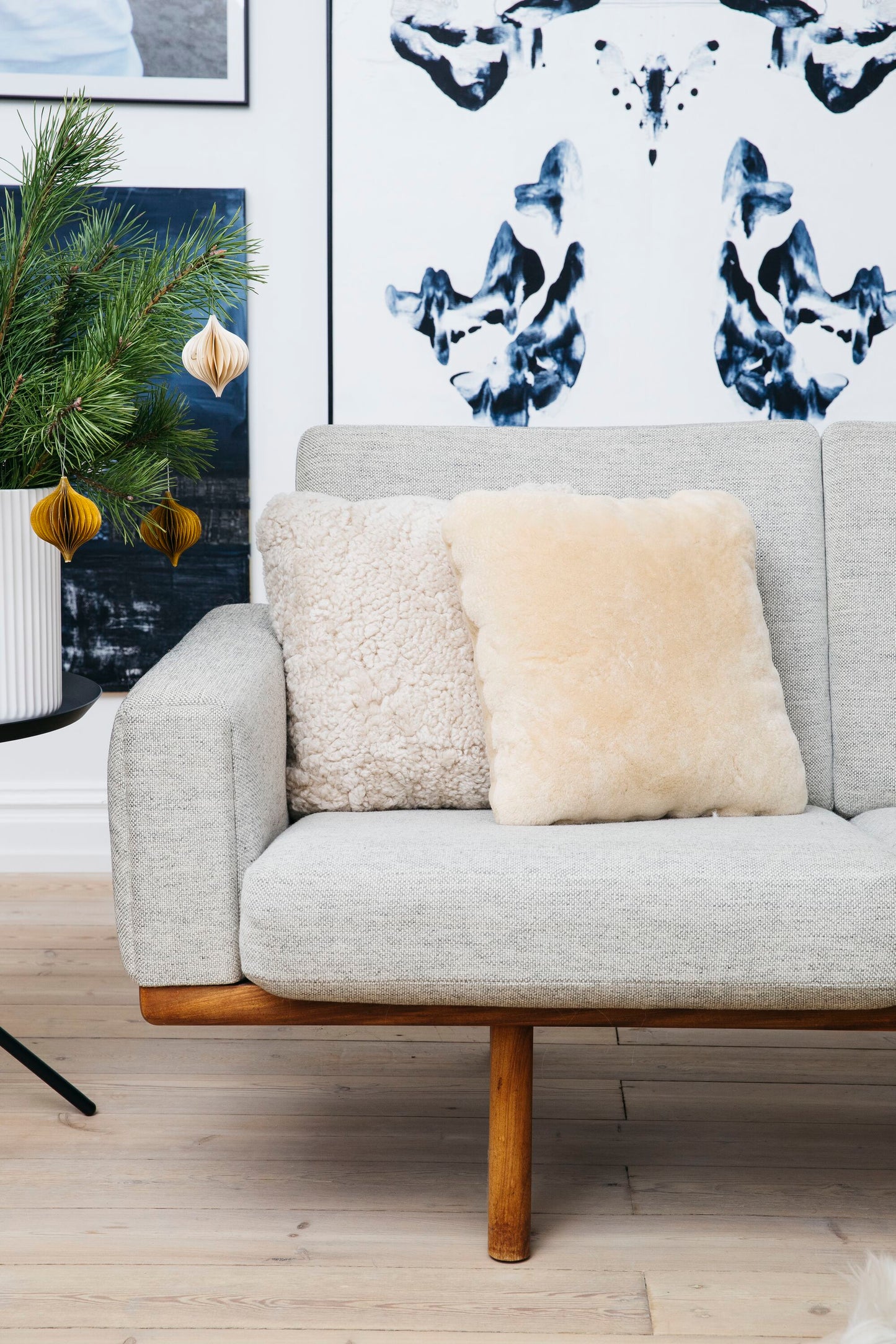 Sheepskin Cushion SW Doublesided Ivory Medium