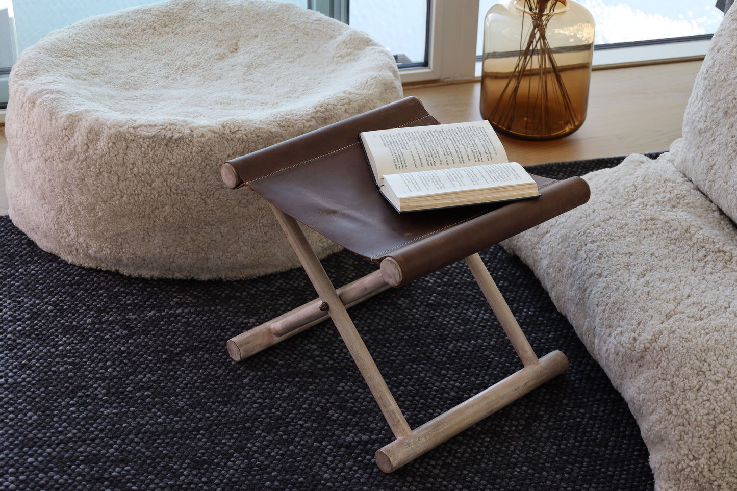 Round Sheepskin Bean Bag Pearl
