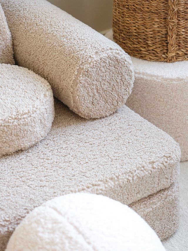 Biscuit Settee