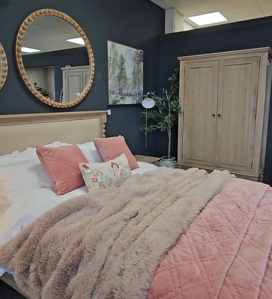 Stevie Faux Fur Throw Large