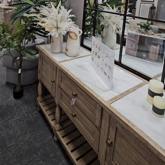 Manor 2 Door 2 Drawer Sideboard