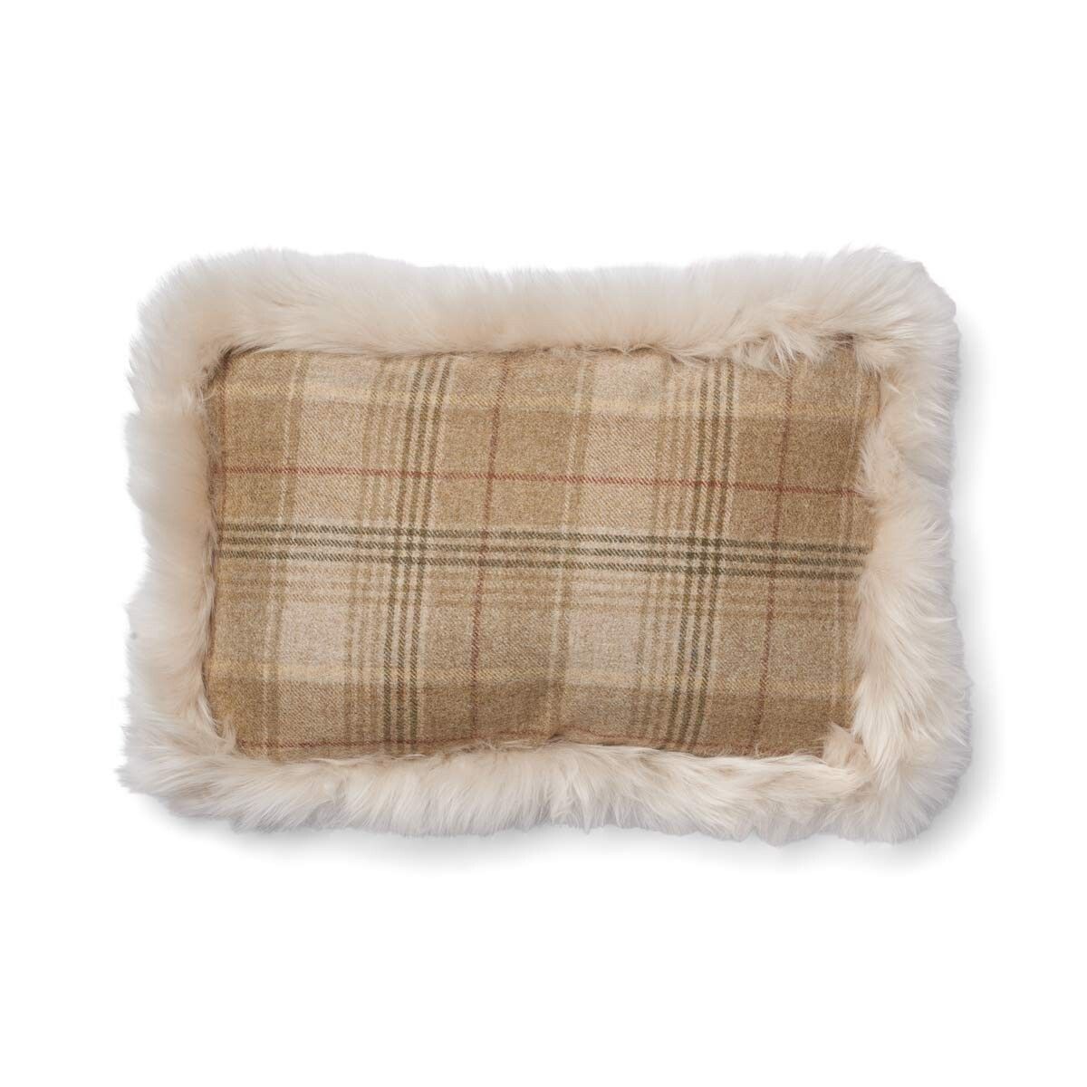 Wool Cushion Long Trim Doublesided Sand-Beige/Linen Medium