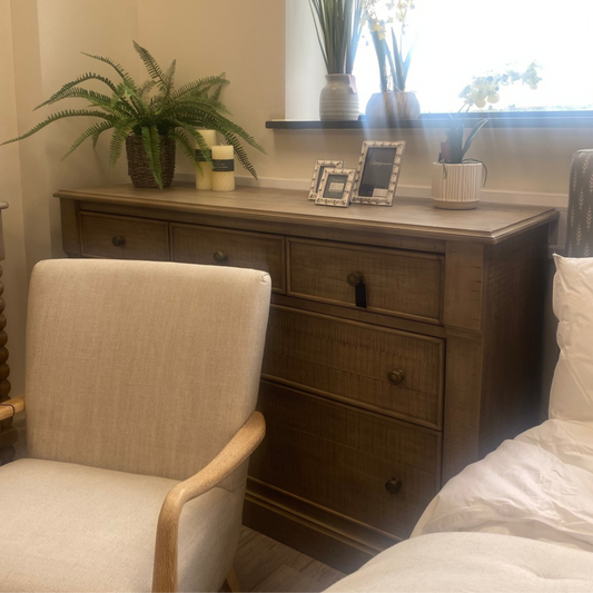 Manor 7 Drawer Chest