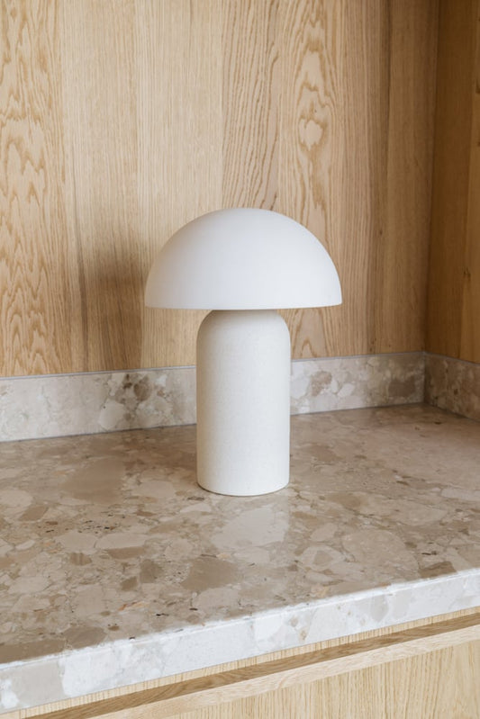 Earthenware table lamp Maeve