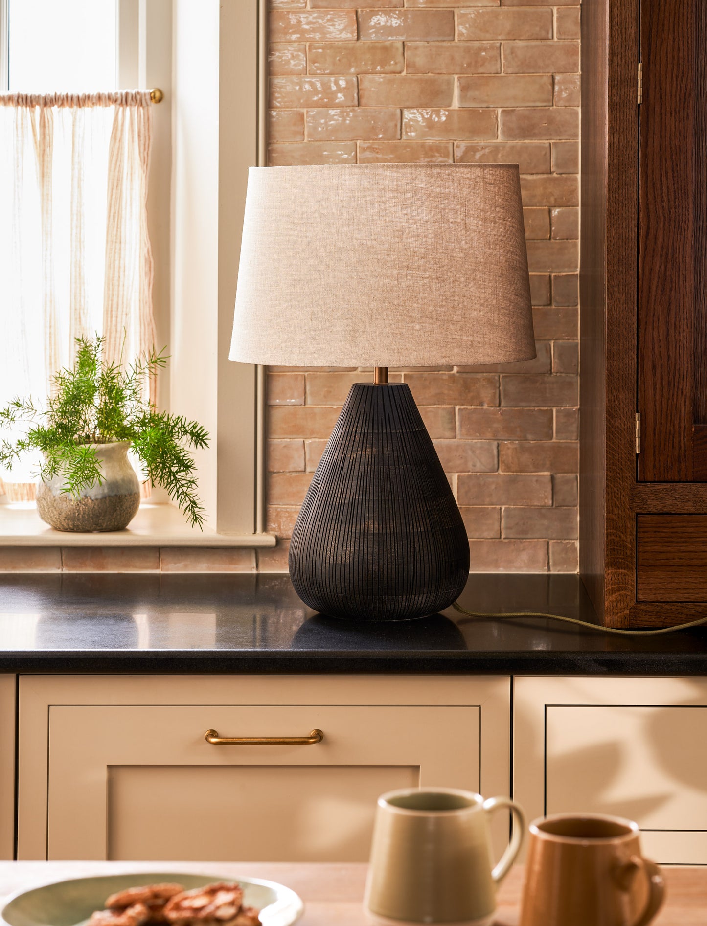 Cleeve Table Lamp Antique Black - Table & Desk Lights - Garden Trading -