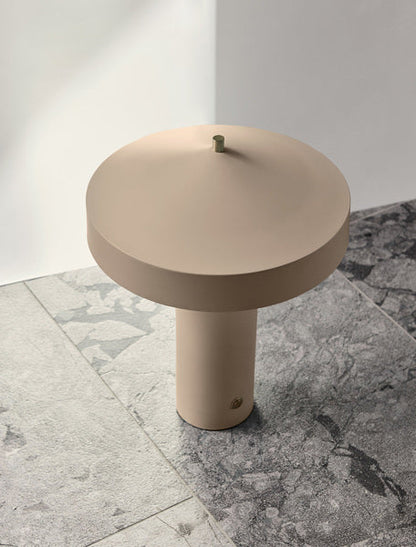 Hatto Table Lamp (EU)