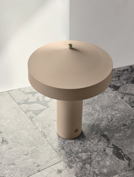 Hatto Table Lamp (EU)