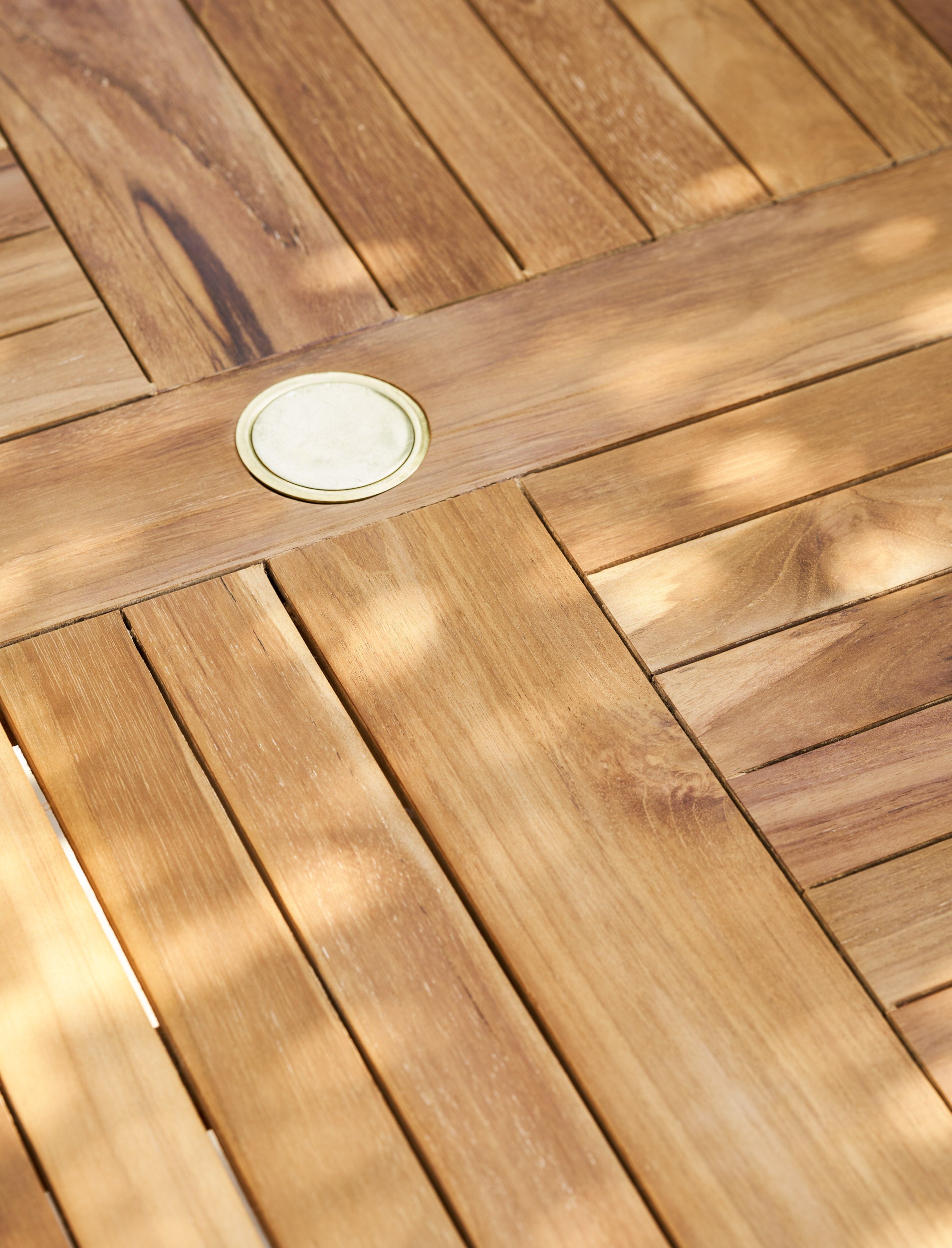 Churn Teak Round Table 90cm - Tables & Sets - Garden Trading -