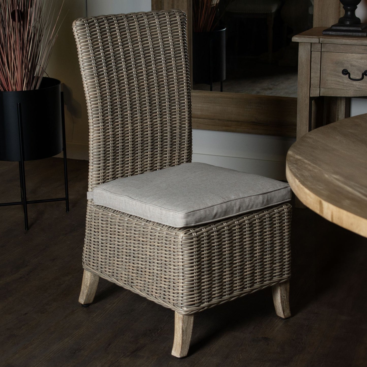 Colton Outdoor Dining Chair