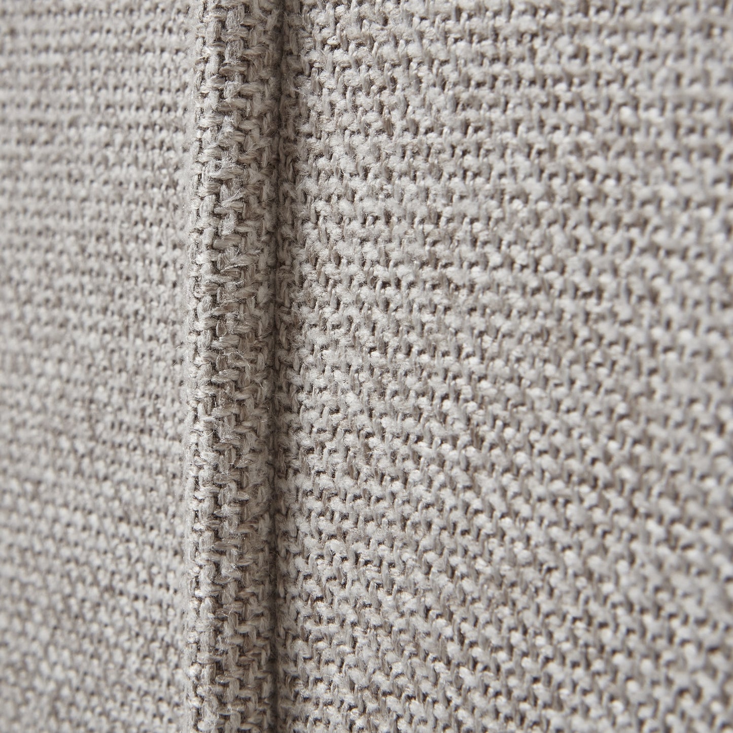 Daisy Swivel Chair Oatmeal