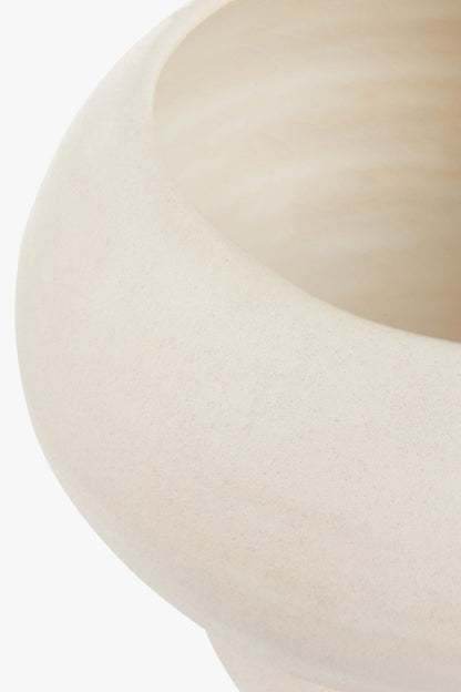Handmade organic vase Leya made of earthenware