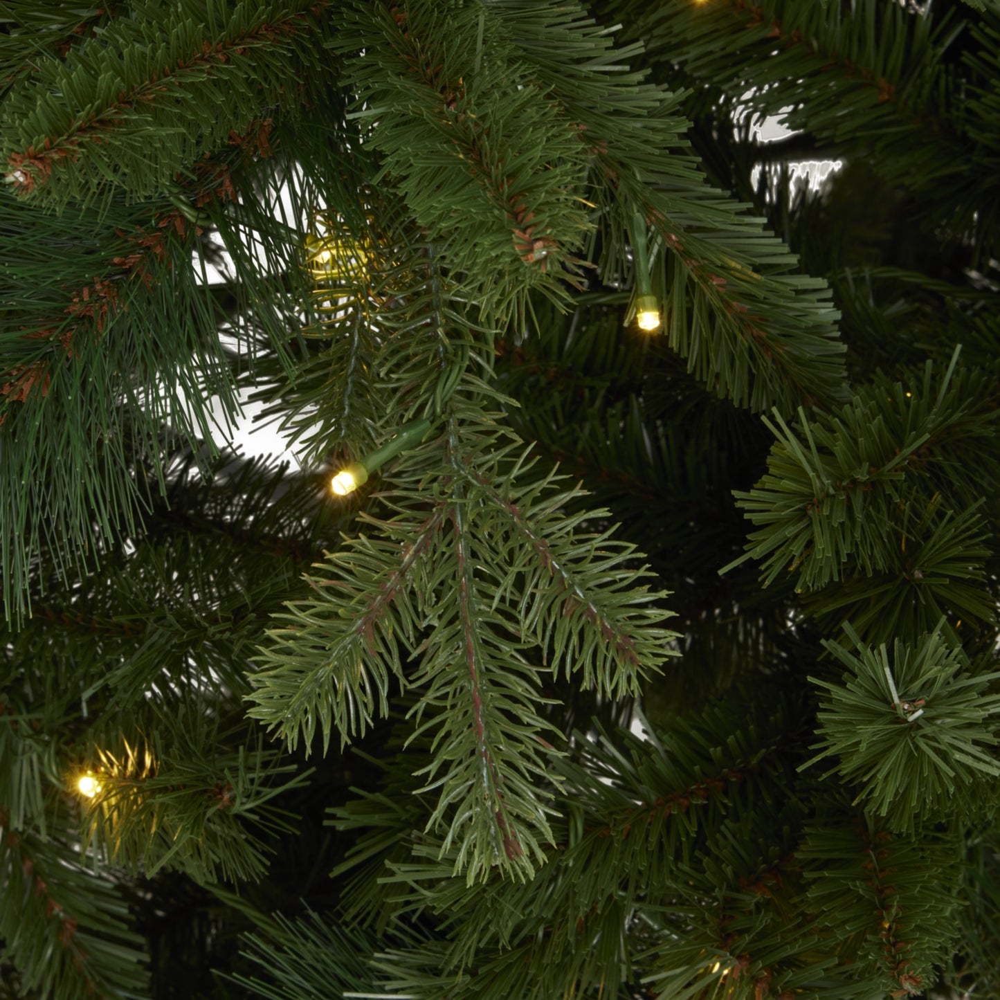 Green Forest Fir Pre-Lit 400L Led Christmas Tree -  - Hill Interiors -