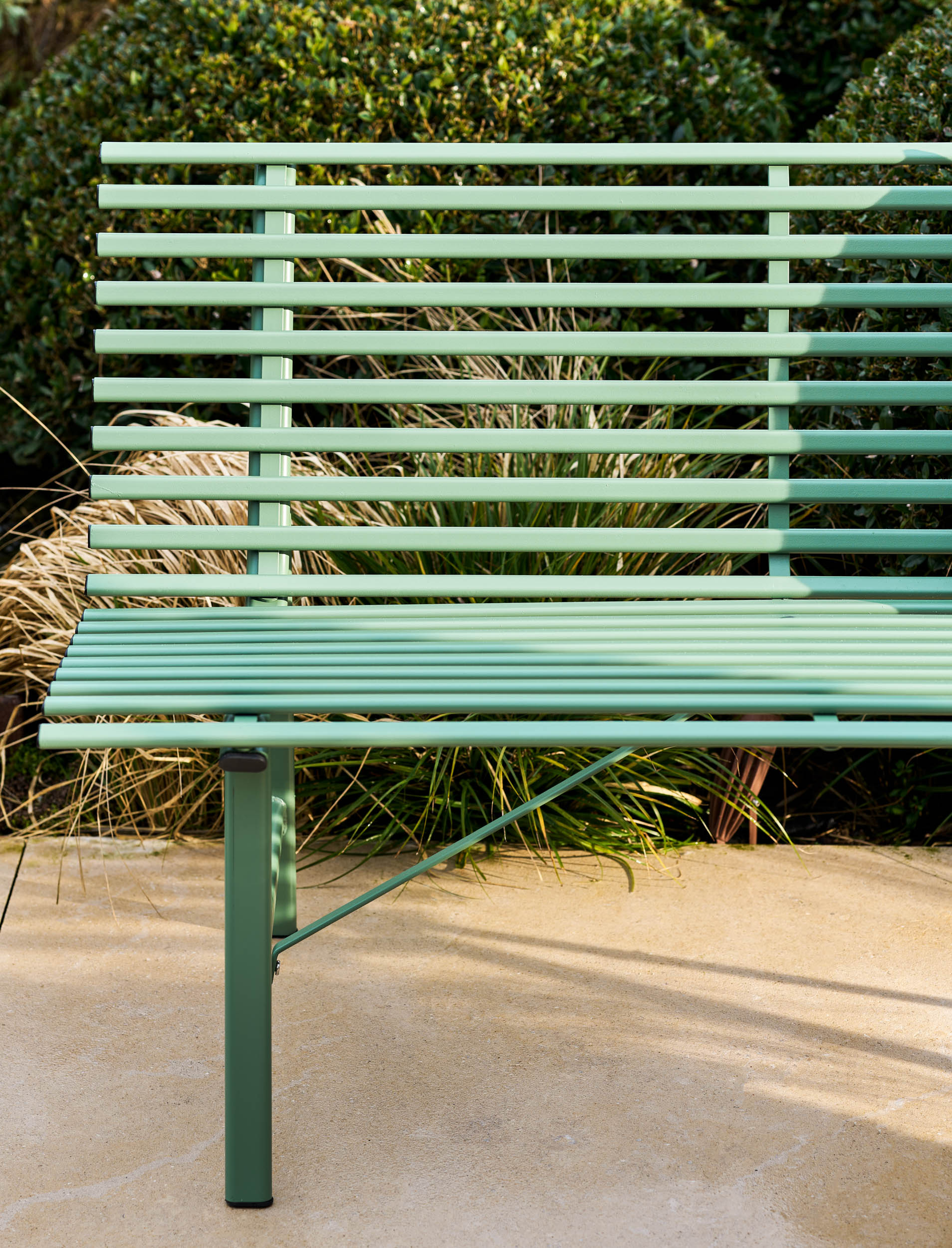 Richmond Bench Thistle Green - Chairs & Loungers - Garden Trading -