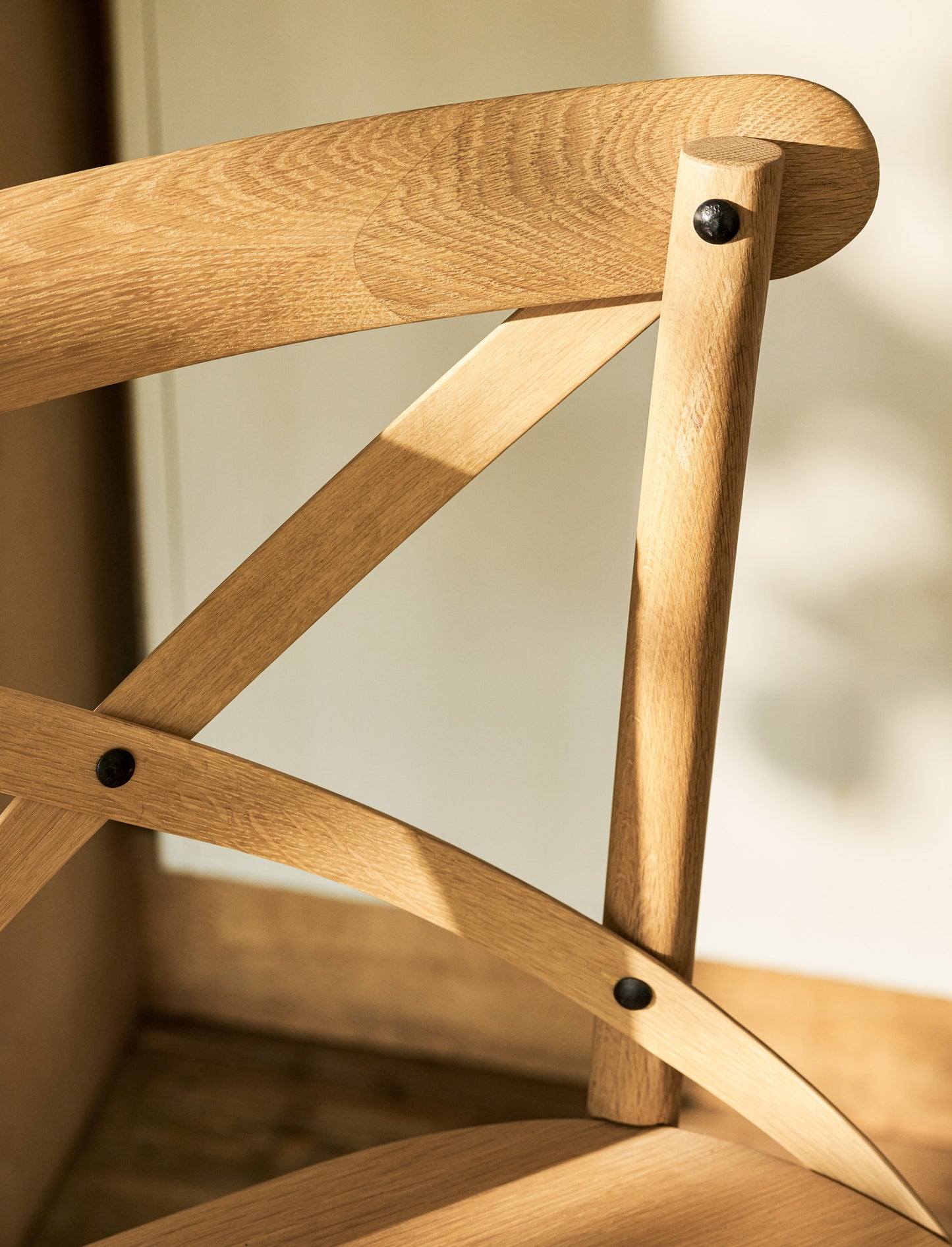 Ferndale Cross Back Bar Stool Natural
