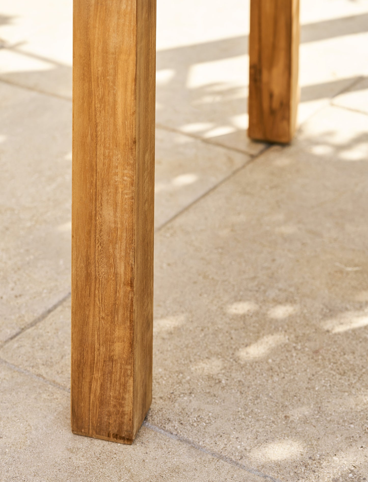 Churn Teak Round Table 100cm