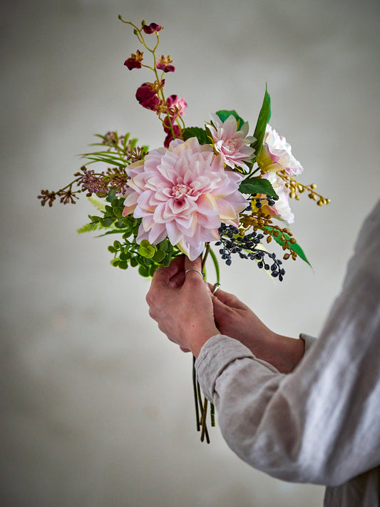 Splendor Artificial Bouquet Rose