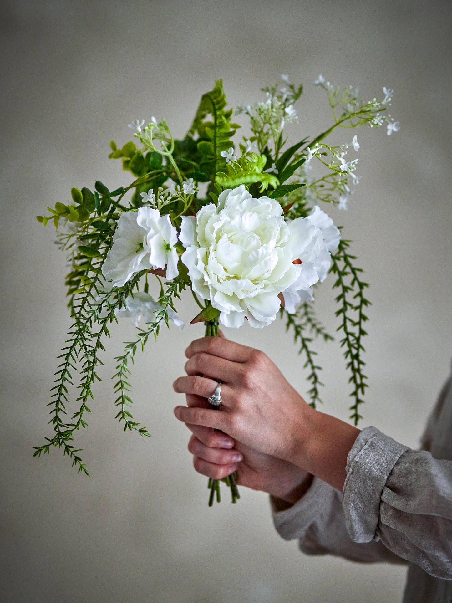 Lustre Artificial Bouquet White