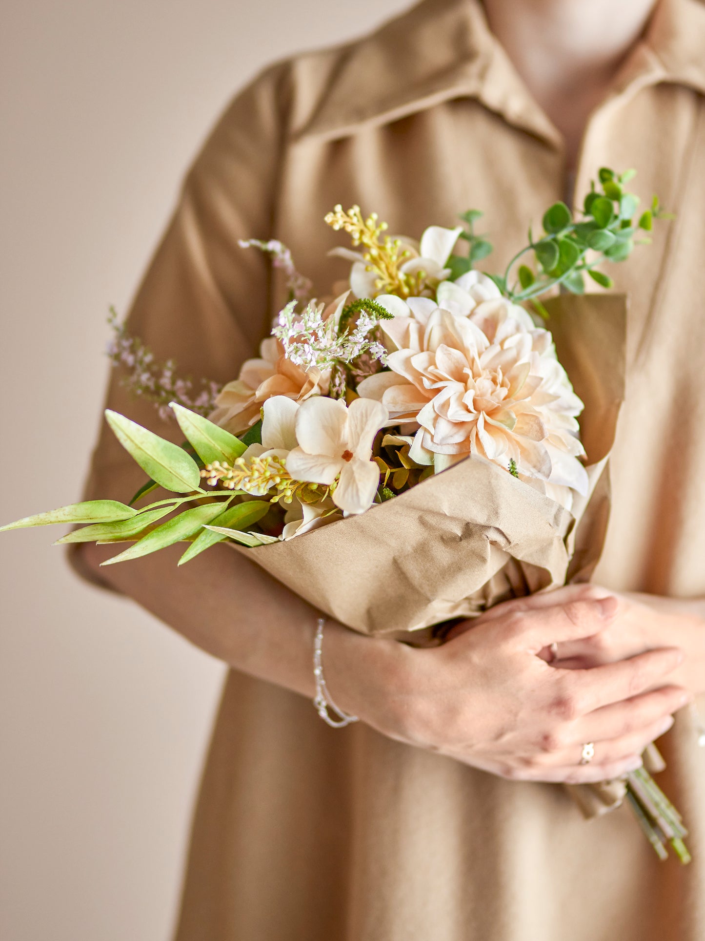 Glow Artificial Bouquet Natural