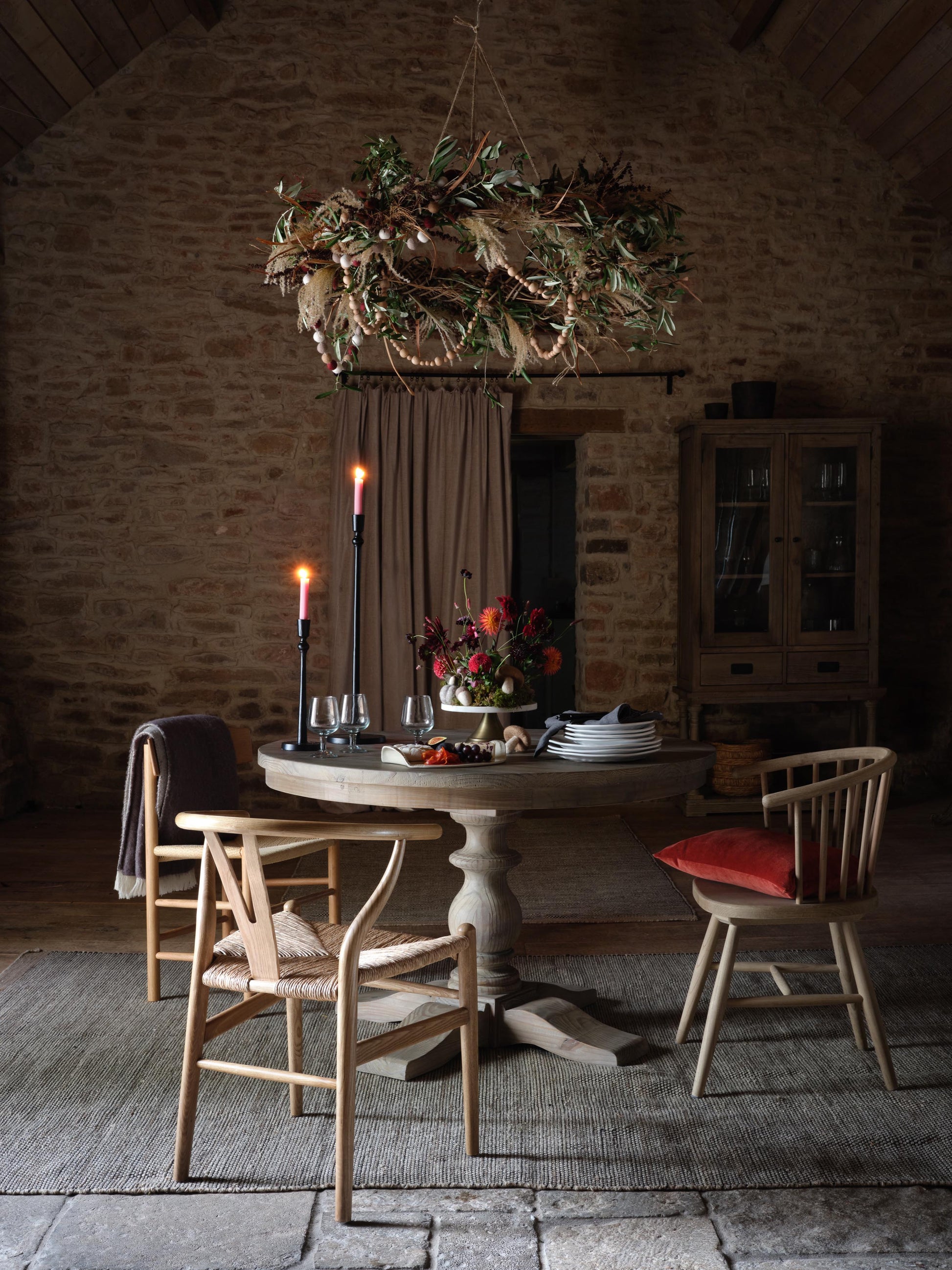 Topsham Round Dining Table Natural - Dining Tables & Sets - Garden Trading -