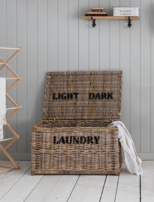 Bembridge Dark & Lights Laundry Chest Natural - Storage & Shelving - Garden Trading -