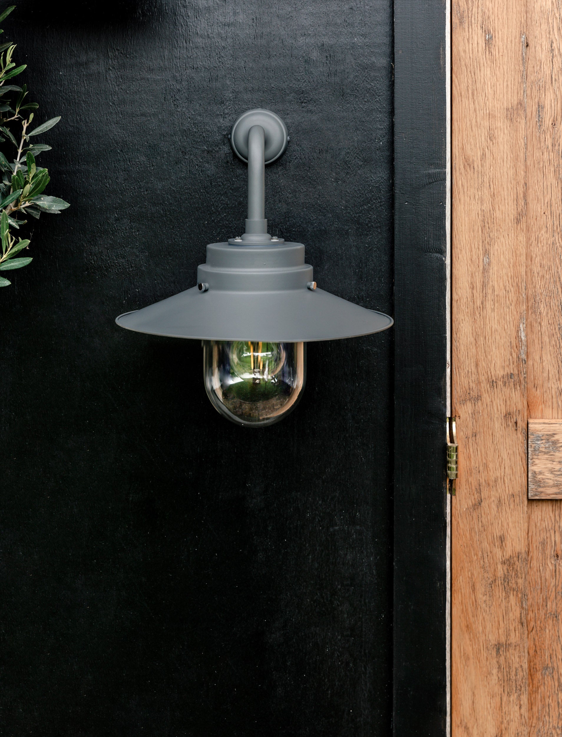 Semington Wall Light Charcoal Steel - Wall Lights - Garden Trading -