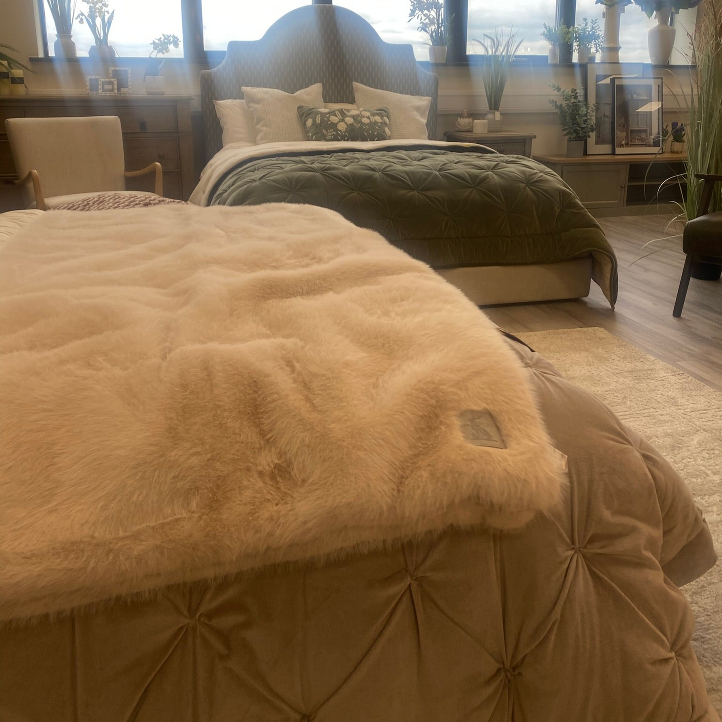 Annie Faux Fur Throw Small