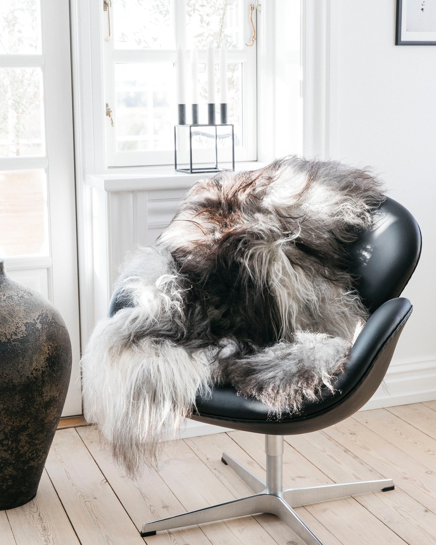 Icelandic Sheepskin Rug/Throw Natural Dark Grey 120+ cm