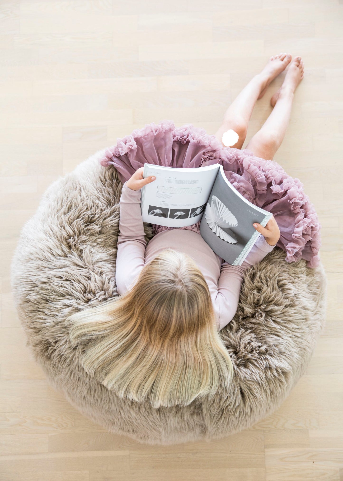 Round Sheepskin Bean Bag Linen Large