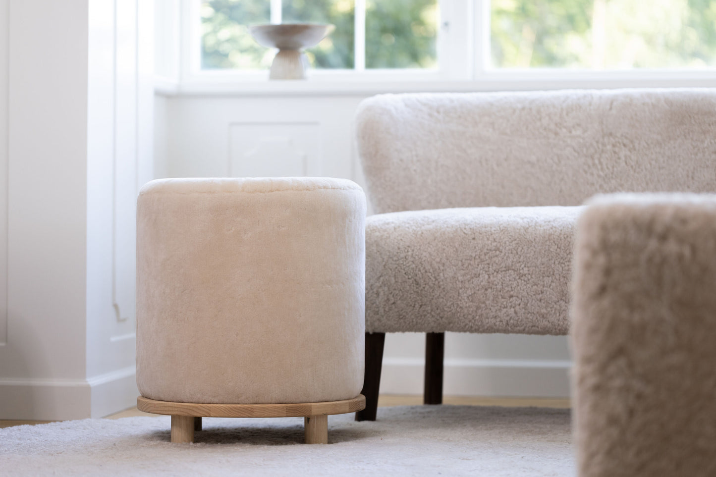 Simon Stool/Pouf Moccasin Natural Oak Legs