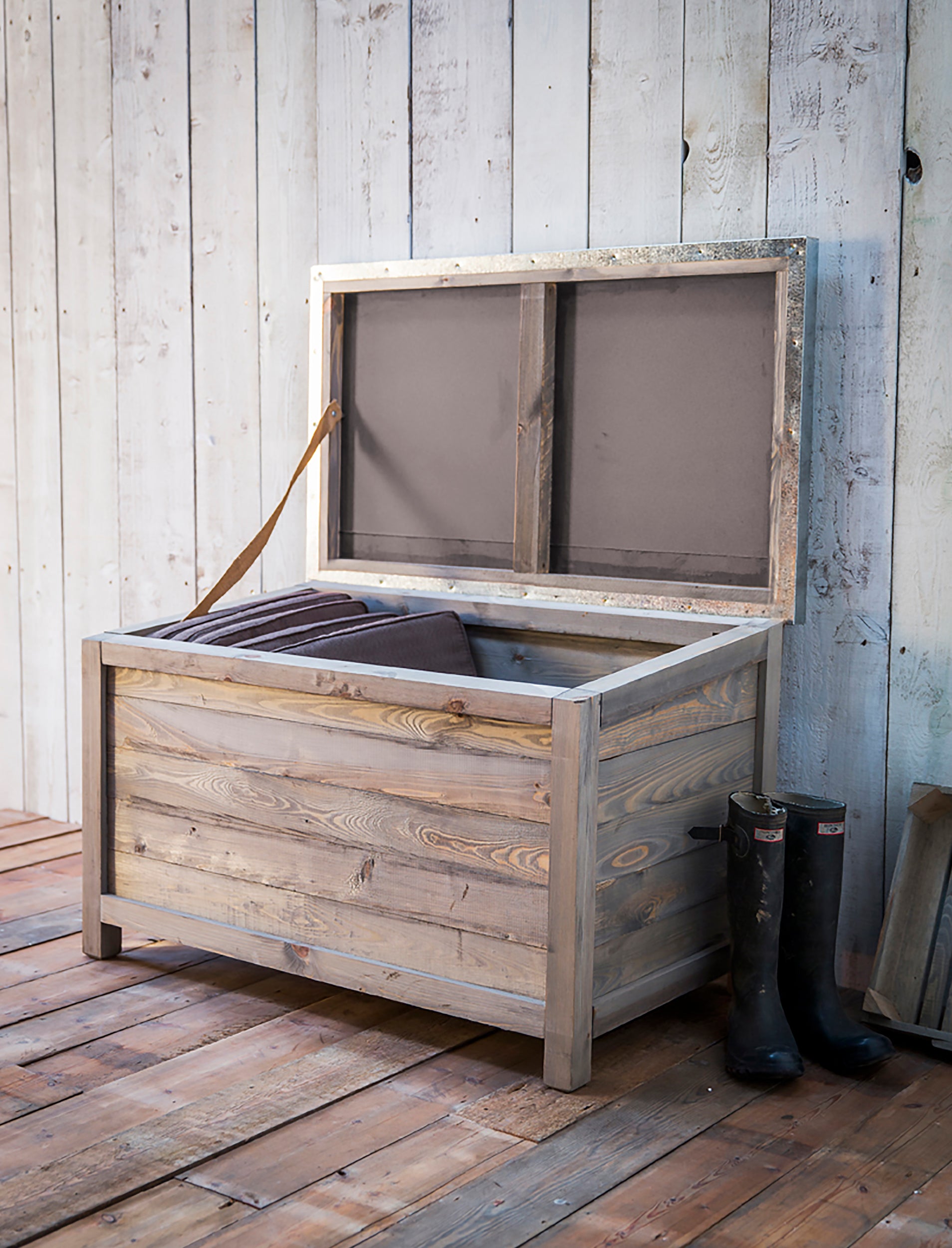 Aldsworth Outdoor Storage Box Large Natural - Outdoor Storage - Garden Trading -